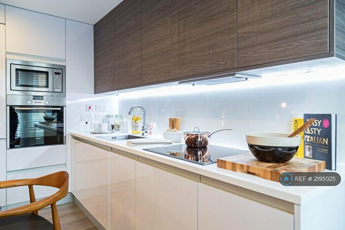 2 Bedroom Flat To Rent In Marque House, Cambridge, CB2