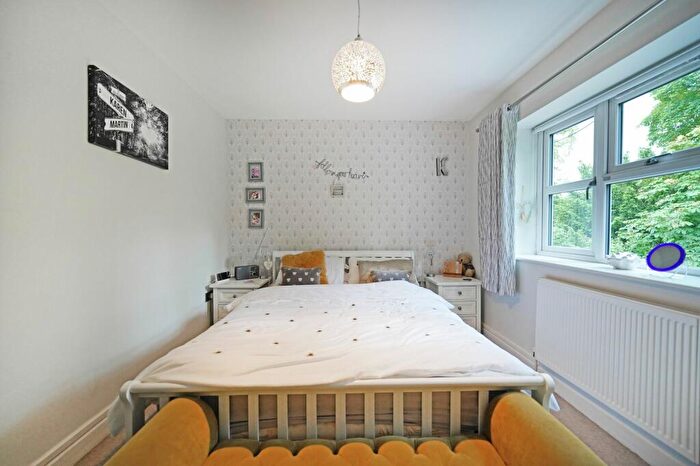 3 Bedroom Terraced House For Sale In Old Warwick Road, Lapworth, B94