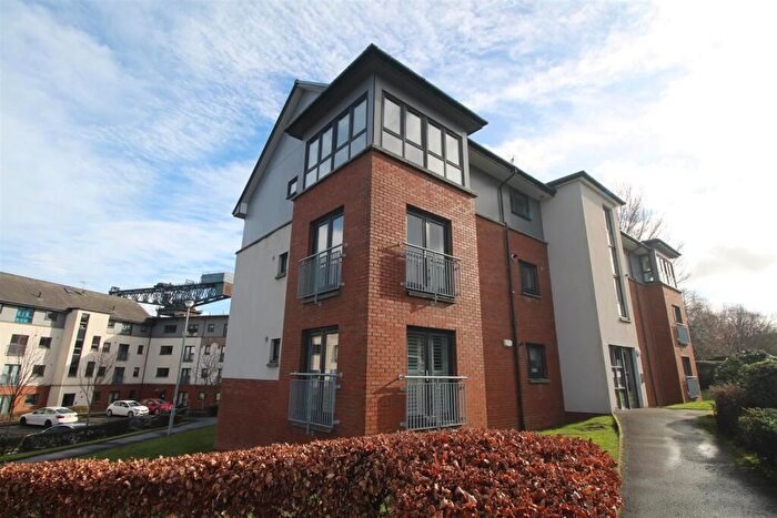 2 Bedroom Flat For Sale In Kincaid Court, Greenock, PA15