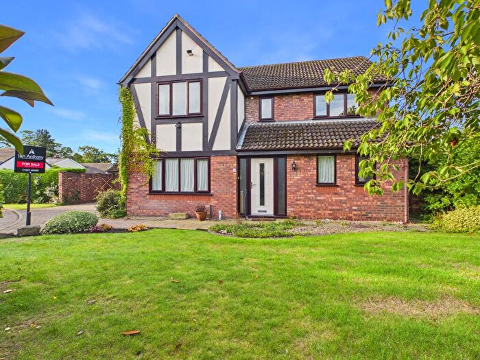4 Bedroom Detached House For Sale In Butterfield Gardens, Aughton, L39