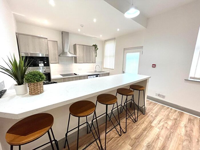 5 Bedroom House To Rent In Gainsborough Road**, Liverpool, L15