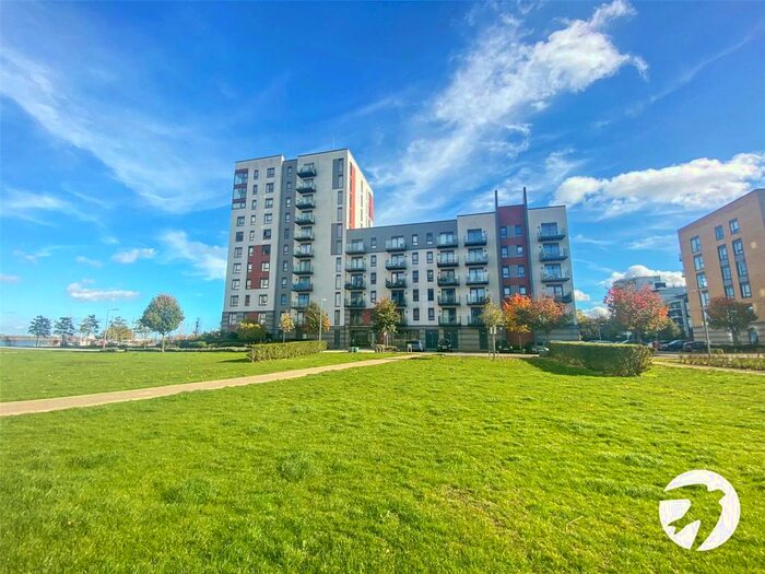 1 Bedroom Flat To Rent In Pearl Lane, Gillingham, Kent, ME7