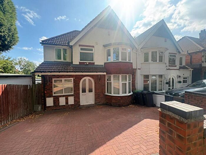 4 Bedroom Semi Detached House To Rent In Wadhurst Road, Edgbaston, B17