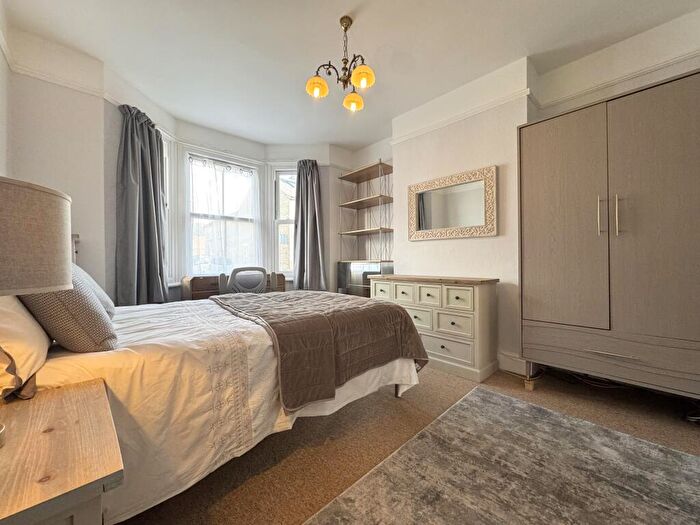 House To Rent In Cavendish Road, Cambridge, CB1