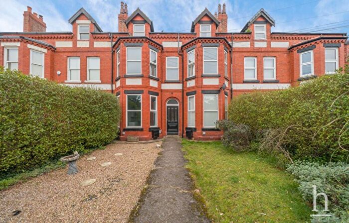 1 Bedroom Flat To Rent In Queens Road, Hoylake, CH47