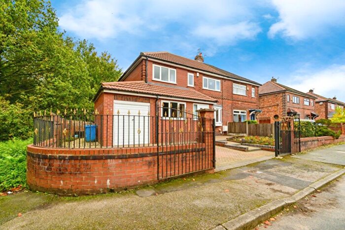 3 Bedroom Semi-Detached House For Sale In Beech Grove, Manchester, Lancashire, M38