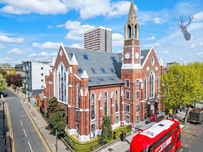 1 Bedroom Apartment To Rent In Bethnal Green Road, Bethnal Green, E2