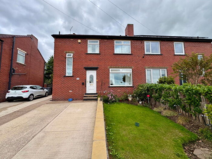 3 Bedroom Semi Detached House For Sale In Park Avenue, Penistone, Sheffield, S36