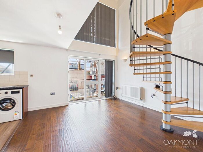 2 Bedroom Apartment To Rent In Amber Court, High Street, Romford, RM1