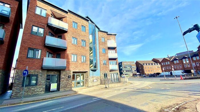 1 Bedroom Flat To Rent In Weldale Street, Reading, Berkshire, RG1