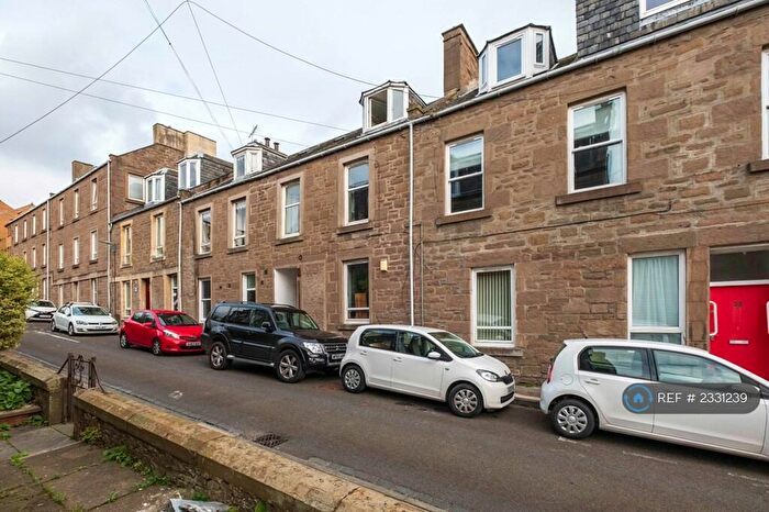 2 Bedroom Maisonette To Rent In Thomson Street, Dundee, DD1