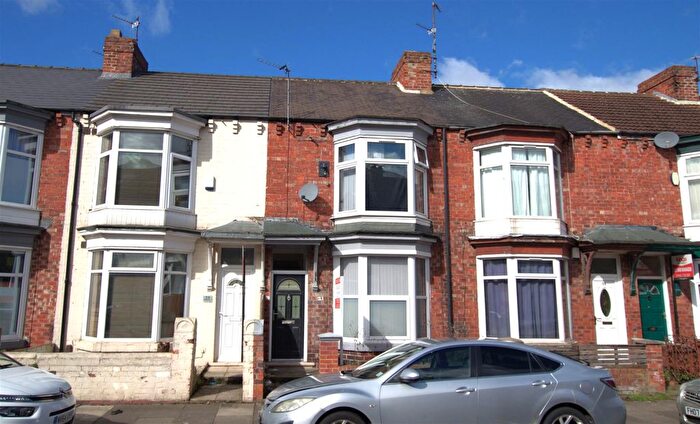 5 Bedroom Terraced House For Sale In Oxford Street, Middlesbrough, TS1