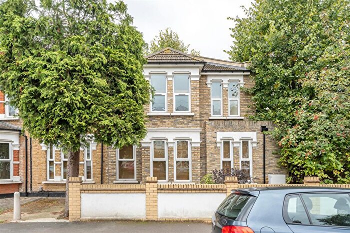 1 Bedroom Flat For Sale In Hartley Road, Leytonstone, E11