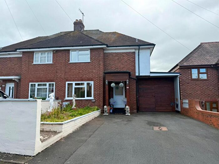 3 Bedroom Semi Detached House For Sale In Alexandra Avenue, Hereford, HR1