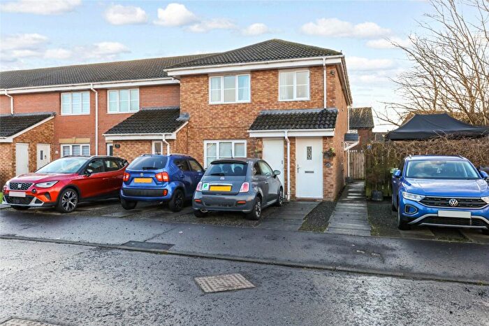 2 Bedroom Flat For Sale In Tullis Gardens, Glasgow, G40