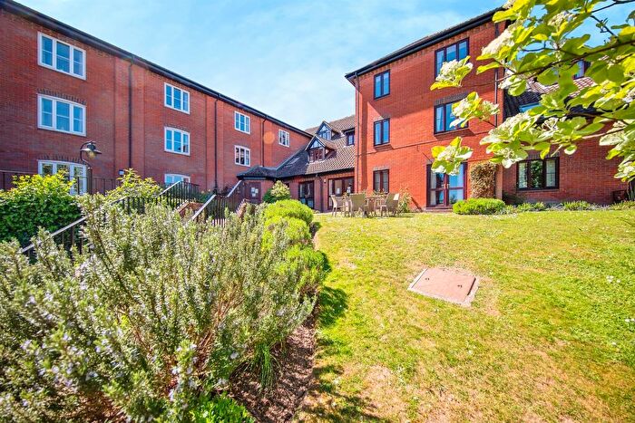 1 Bedroom Flat For Sale In Suffolk Place, Woodbridge, IP12