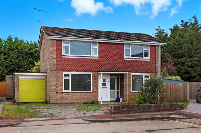 3 Bedroom Detached House For Sale In Barnstaple Road, Thorpe Bay, Essex, SS1