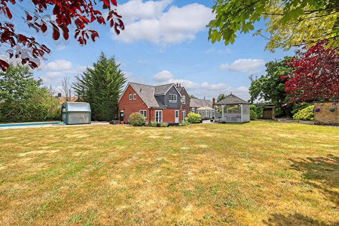 6 Bedroom Detached House For Sale In Bird Lane, Great Warley, CM13