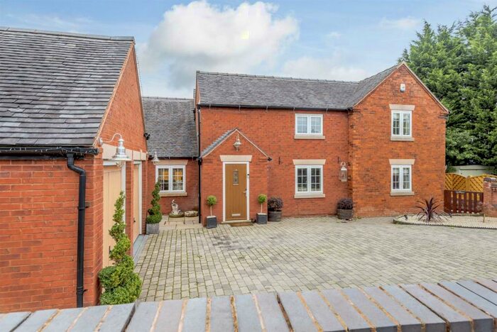 4 Bedroom Detached House For Sale In Broomyclose Lane, Stramshall, Uttoxeter, Staffordshire, ST14