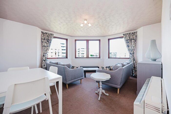 3 Bedroom Flat To Rent In L Dorset Place, Edinburgh, EH11