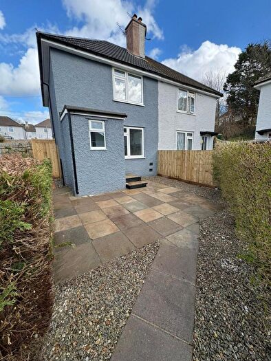 3 Bedroom Semi Detached House For Sale In Vinstone Way, Plymouth, PL5