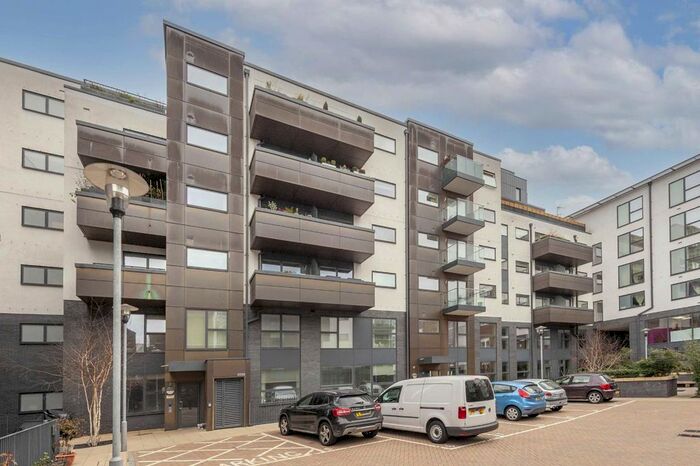 1 Bedroom Flat To Rent In Singer Mews, London SW4