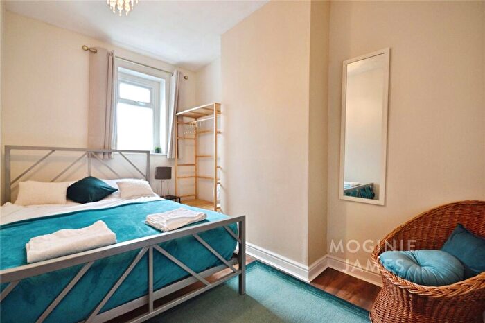 2 Bedroom Terraced House For Sale In Clifton Street, Adamsdown, Cardiff, CF24