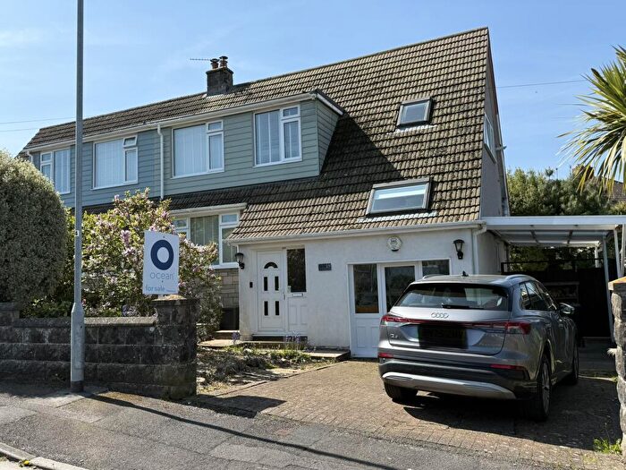 3 Bedroom Semi-Detached House For Sale In St Davids Close, Weston-super-mare, BS22