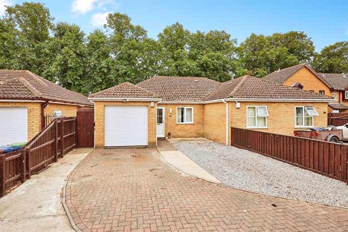 2 Bedroom Semi-Detached Bungalow For Sale In High School Close, March, PE15