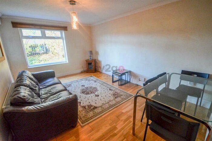 1 Bedroom Flat To Rent In Raseby Avenue, Waterthorpe, S20