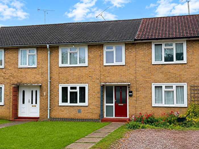 3 Bedroom House To Rent In Witchards, Basildon, SS16