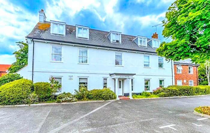 1 Bedroom Apartment To Rent In Christchurch, BH23