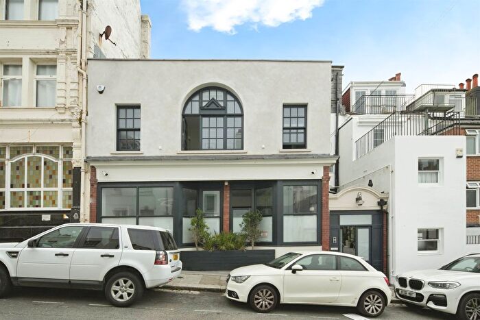 4 Bedroom Terraced House For Sale In Brunswick Street East, Hove, BN3