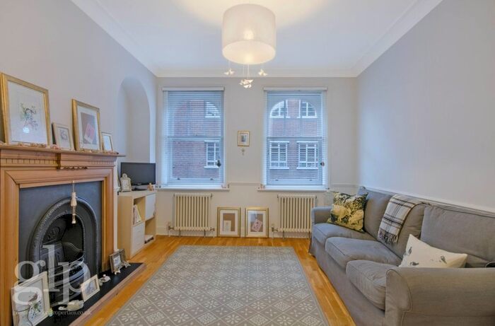 1 Bedroom Flat To Rent In Earlham Street, London, WC2H