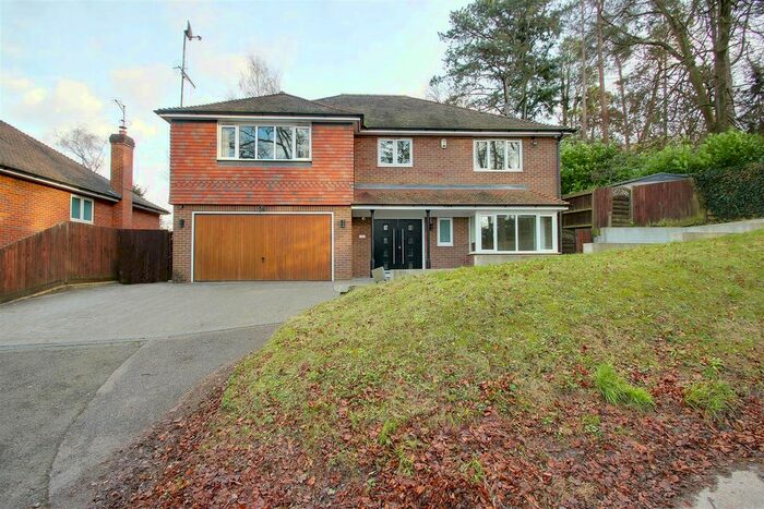 5 Bedroom Detached House To Rent In Felden Lane, Felden, Hemel Hempstead, HP3