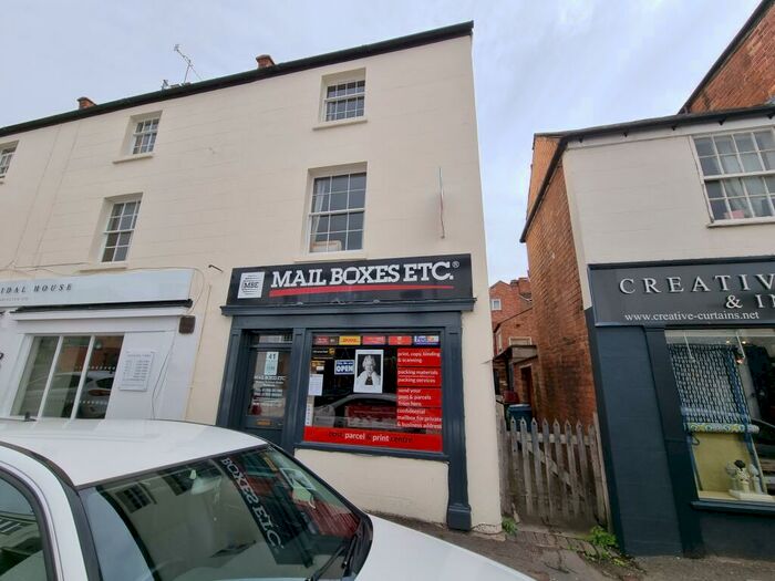 2 Bedroom Flat To Rent In Flat, Oxford Street, Leamington Spa, CV32