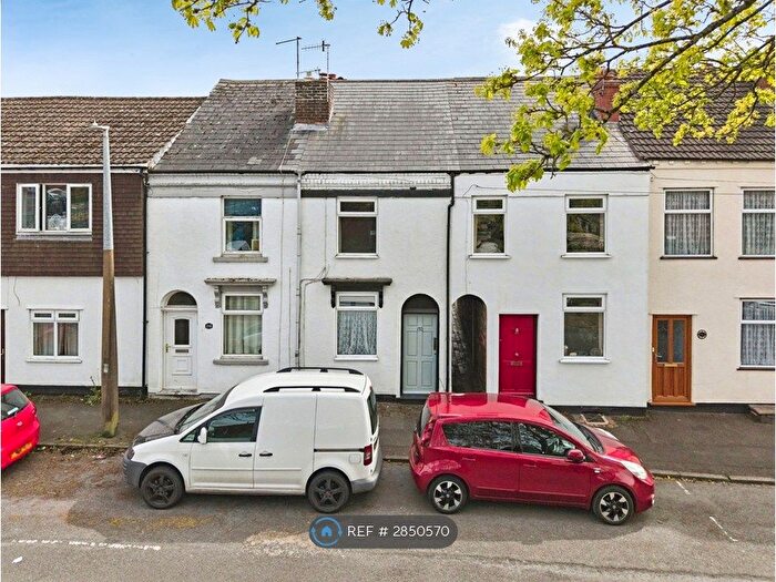 2 Bedroom Terraced House To Rent In King William St, Stourbridge, DY8