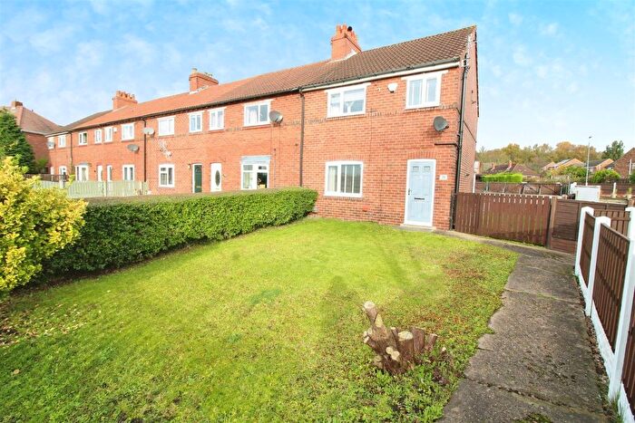 3 Bedroom Terraced House For Sale In Leeds Road, Allerton Bywater, Castleford, WF10