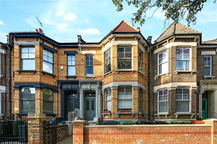 2 Bedroom Flat To Rent In Mildenhall Road, Clapton, London, E5