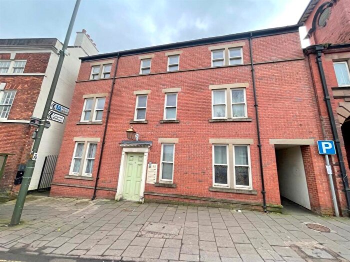 6 Bedroom Property For Sale In Stockwell Street, Leek, ST13