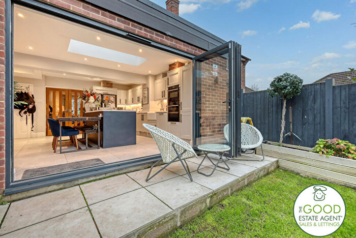 3 Bedroom Terraced House For Sale In Rochford Green, Loughton, IG10