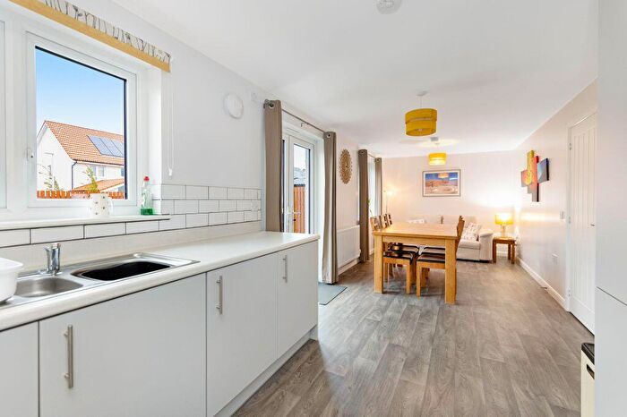 4 Bedroom Detached House For Sale In Brodie Place, East Calder, Livingston, EH53