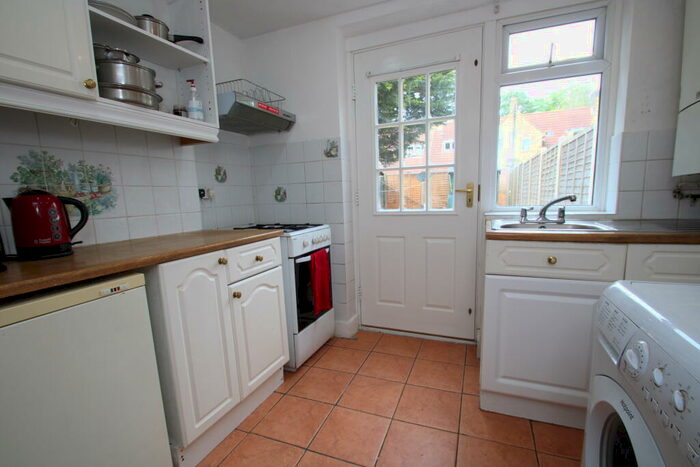 2 Bedroom House To Rent In Downham Way, Downham, BR1