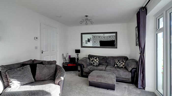 4 Bedroom Semi-Detached House To Rent In Turnpike, Moulton, Northampton, NN3