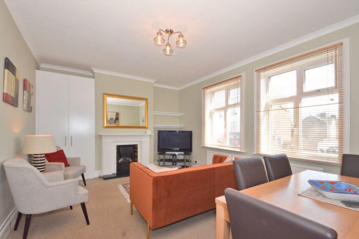 1 Bedroom Terraced House To Rent In Fulham Palace Road, London, W6