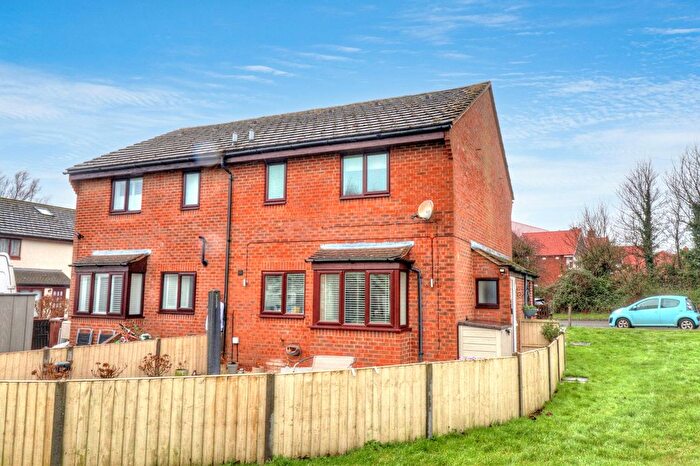 1 Bedroom Terraced House For Sale In Beech Close, Watlington, OX49