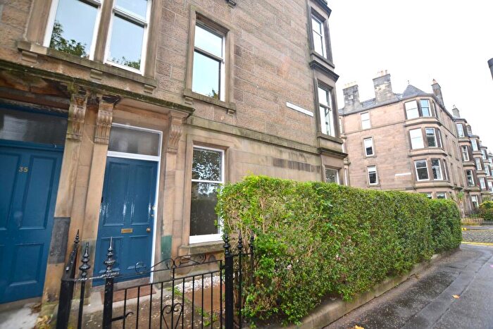 2 Bedroom Flat To Rent In Comely Bank Road, Stockbridge, Edinburgh, EH4