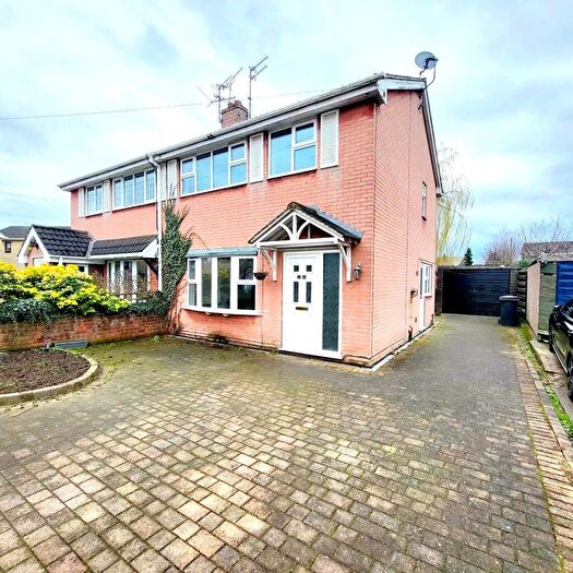 3 Bedroom Semi-Detached House To Rent In Butterill Drive, Armthorpe, Doncaster, DN3