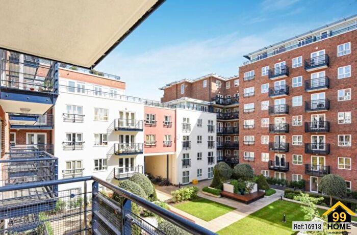 2 Bedroom Apartment To Rent In Garland House, Kingston Upon Thames, London, KT2