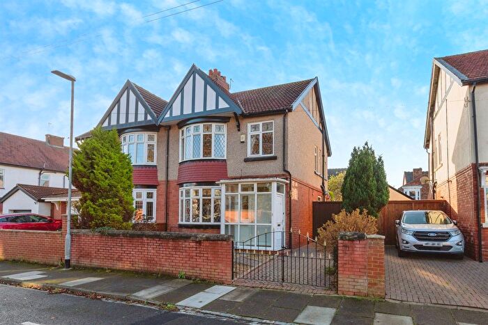 3 Bedroom Semi Detached House For Sale In Grantham Avenue, Hartlepool, TS26